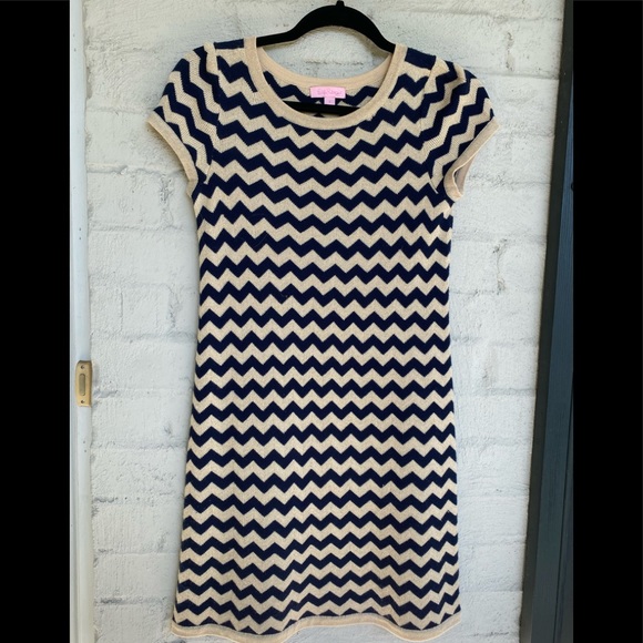 Lilly Pulitzer Dresses & Skirts - Lilly Pulitzer metallic navy/gold knit dress